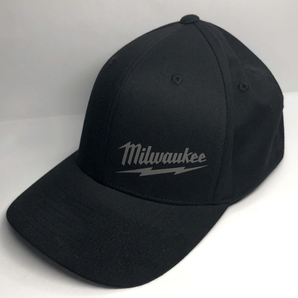 Milwaukee Hat - black - Size S/M - Flexfit